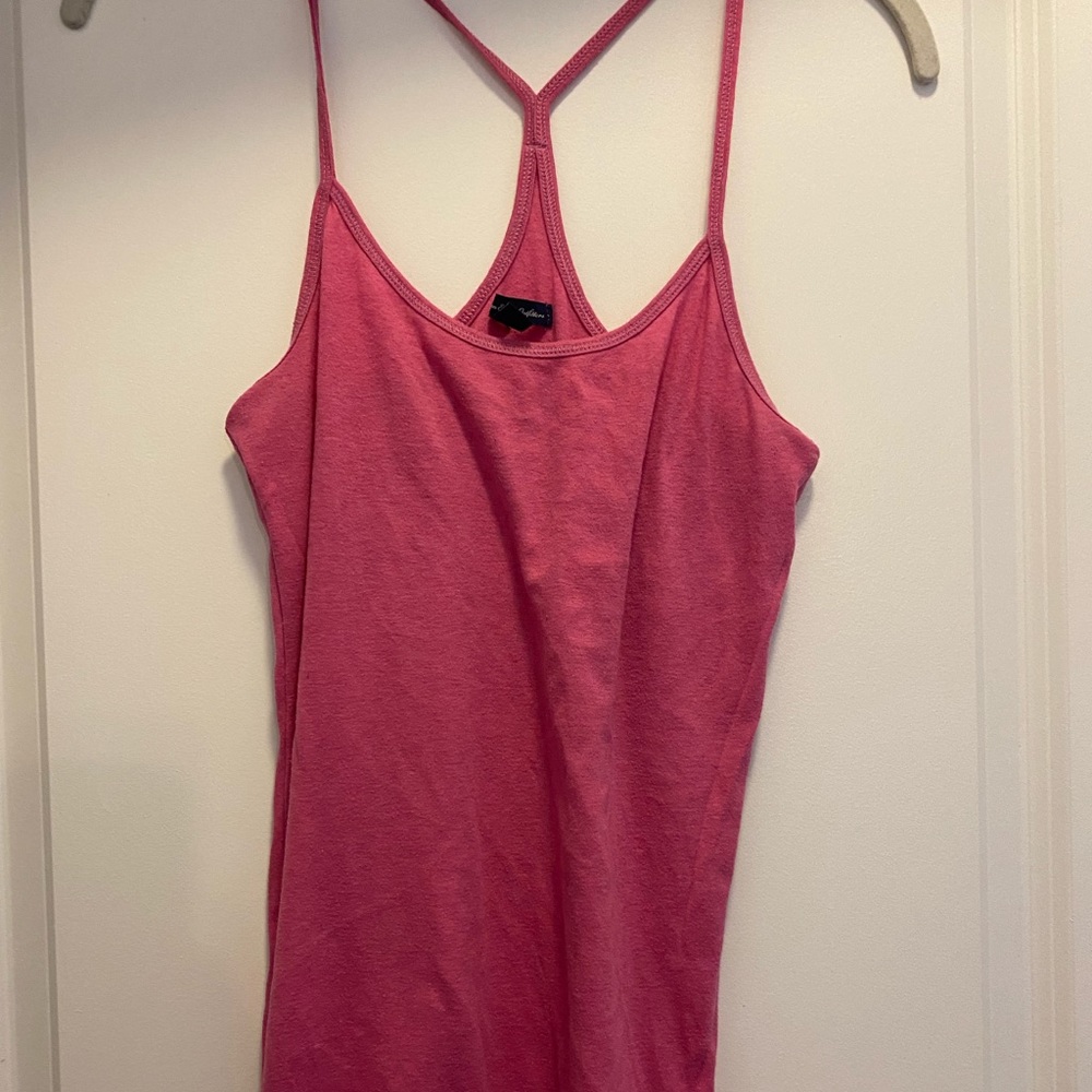 AE basic pink tank top